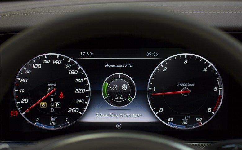 Автомобиль Mercedes-Benz E 220 d 4Matic All-Terrain Luxury:, фото 76
