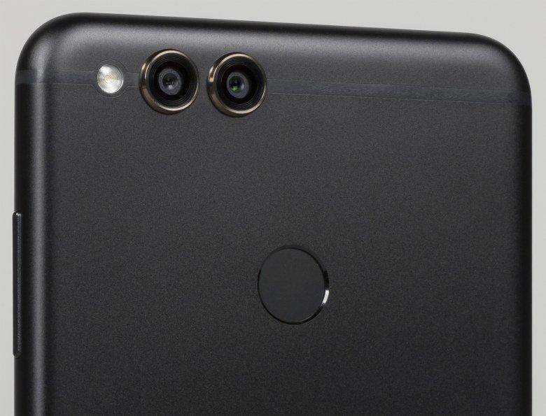 Смартфон Honor 7X в металлическом корпусе и с большим экраном:, фото 11