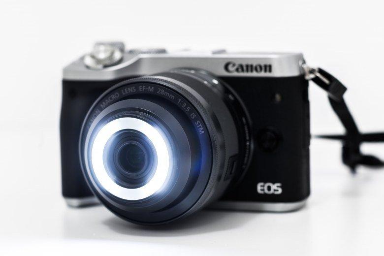 Макрообъектив со встроенной подсветкой Canon EF-M 28mm f/3.5 Macro IS STM:, фото 1