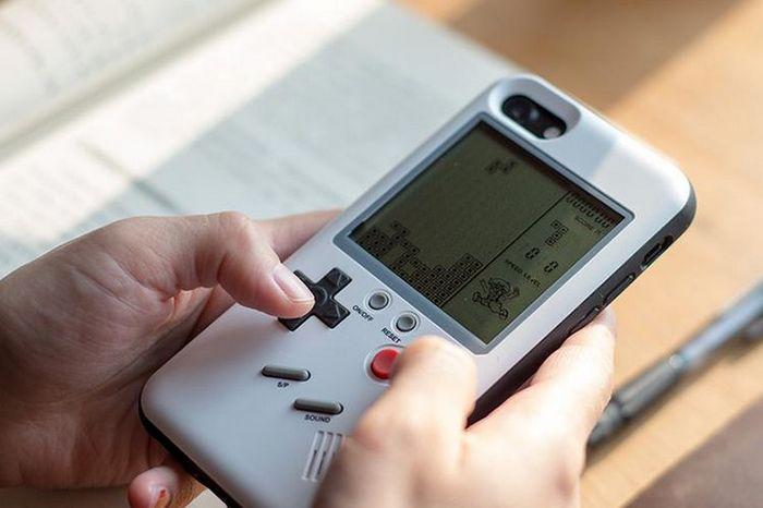 Wanle предлагает чехол для iPhone со встроенной портативной консолью Game Boy, фото 2