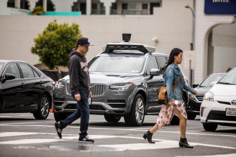Видео из беспилотного автомобиля Uber, который сбил пешехода, указывает на то, что не всё так однозначно с виной машины, фото 1
