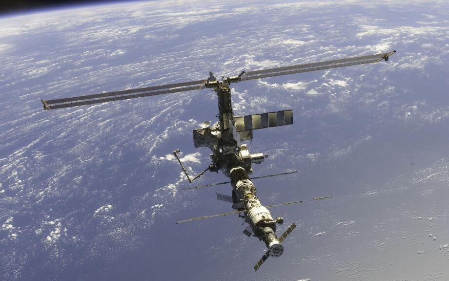 Утечка воздуха на МКС устранена? NASA не торопится с окончательными выводами