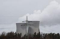Германия закрыла три из шести последних атомных станций