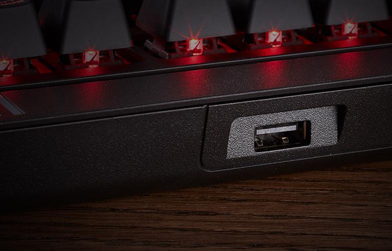 Игровая клавиатура Corsair Strafe, фото 5
