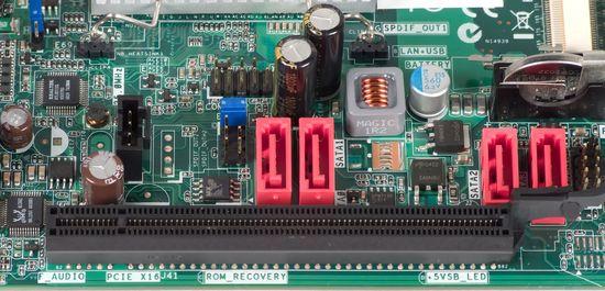 3Q IPX7A-ION/330 на чипсете NVIDIA ION и процессоре Intel Atom, фото 2