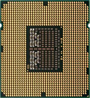 Процессор Core i7 (сторона с контактными площадками)