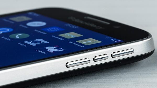 Смартфон BlackBerry Classic Смартфон BlackBerry Classic
