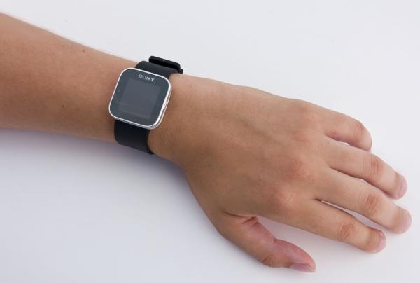 Bluetooth-браслет Sony SmartWatch