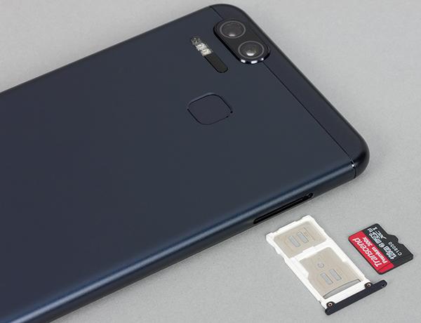 Смартфон Asus Zenfone 3 Zoom