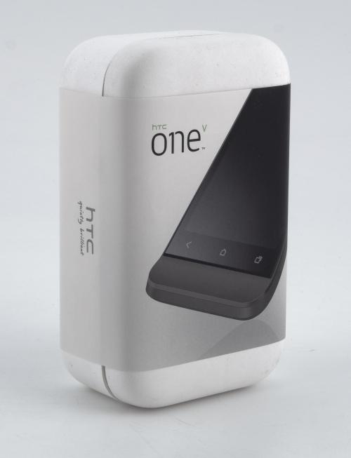 Обзор коммуникатора HTC One V