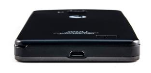 Обзор Jiayu G3. Нижний торец коммуникатора