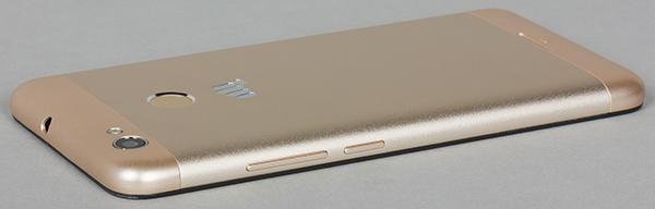 Смартфон Micromax Canvas Juice 4 (Q465)