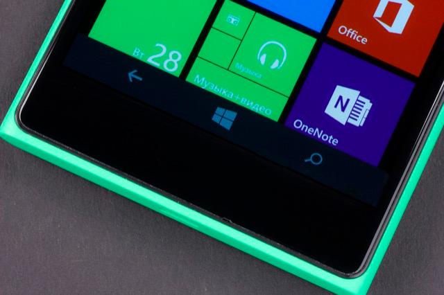Внешний вид Nokia Lumia 735