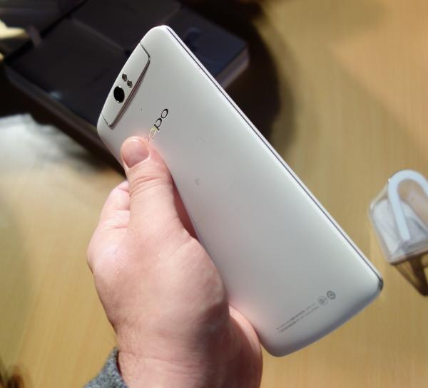 Первое знакомство с планшетофоном Oppo N1:, фото 24