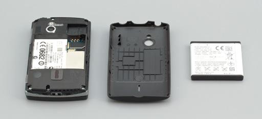Обзор Sony Ericsson Xperia mini pro. Внешний вид коммункатора без крышки и аккумулятора Обзор Sony Ericsson Xperia mini pro. Внешний вид коммункатора без крышки и аккумулятора