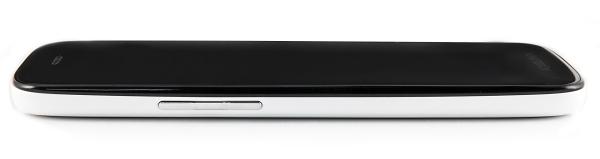 Обзор Sharp Aquos Phone SH930W