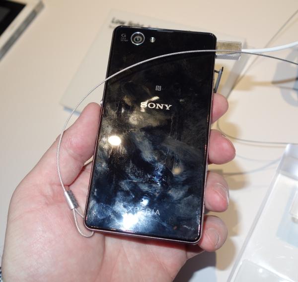 Новые смартфоны Sony Xperia Z1 Compact, E1 и T2 Ultra и «умный» браслет:, фото 25