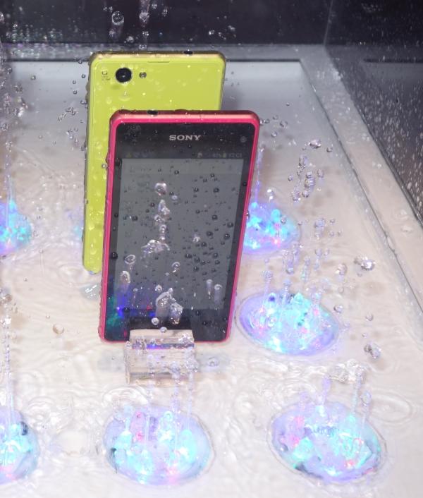 Новые смартфоны Sony Xperia Z1 Compact, E1 и T2 Ultra и «умный» браслет:, фото 20