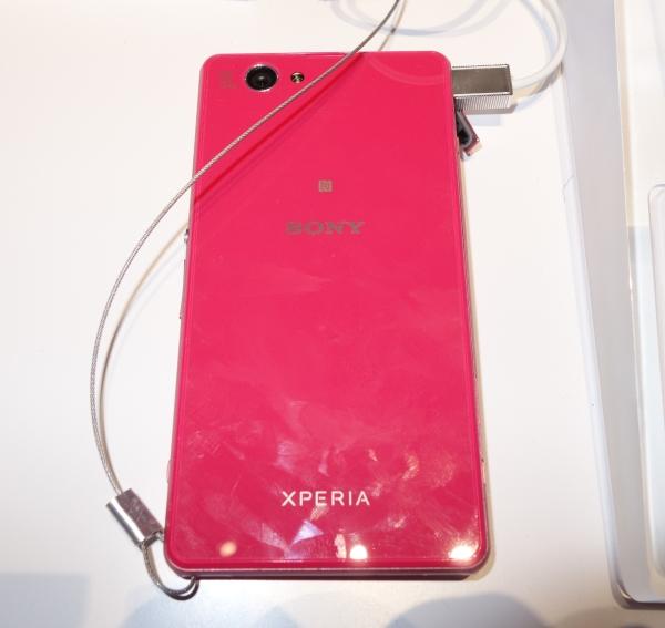 Новые смартфоны Sony Xperia Z1 Compact, E1 и T2 Ultra и «умный» браслет:, фото 5