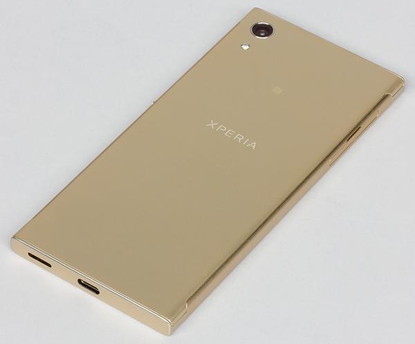 обзор смартфона Sony Xperia XA1