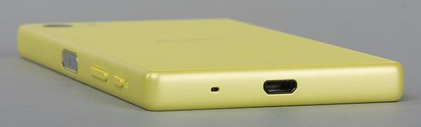 смартфон Sony Xperia Z5 Compact