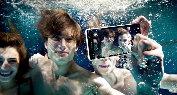 Обзор смартфона Sony Xperia ZR
