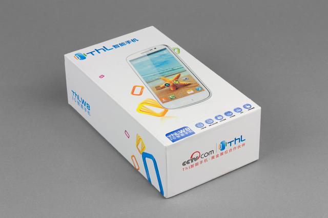 Упаковка коммуникатора Обзор ThL W8. Упаковка коммуникатора