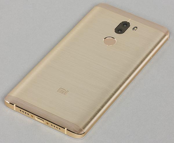 Смартфон Xiaomi Mi 5s Plus