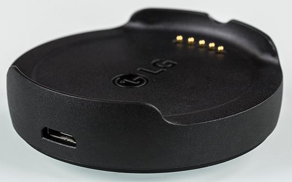 Умные часы LG G Watch R Умные часы LG G Watch R