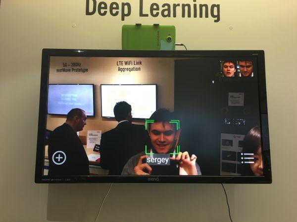 Фото со стенда MediaTek на MWC 2016