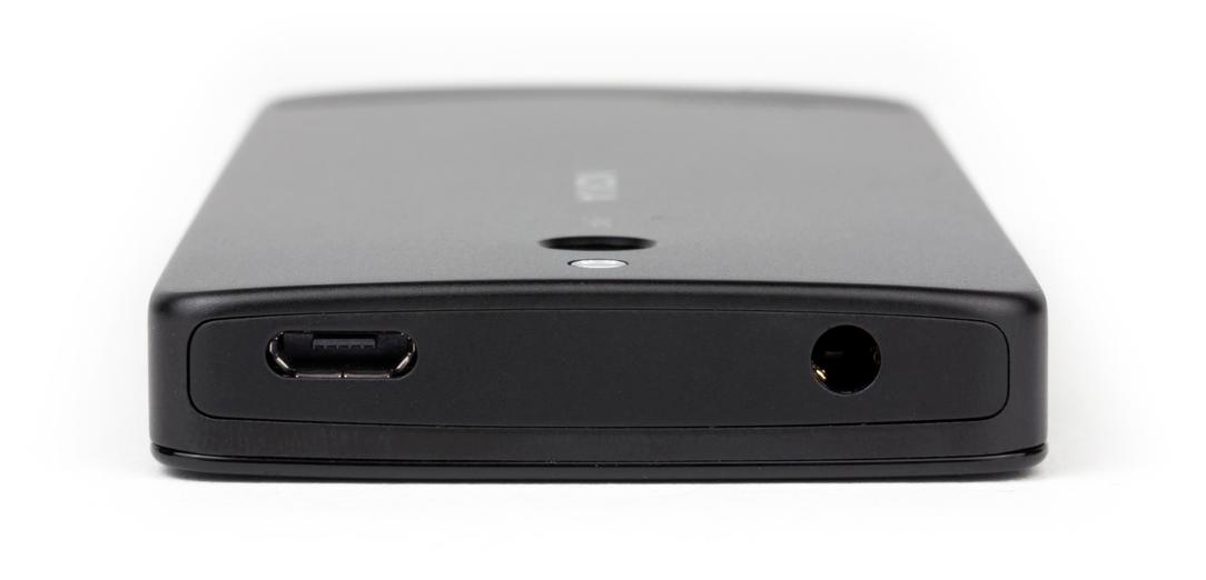 Дизайн телефона Nokia 515