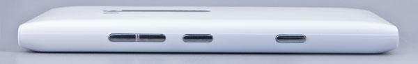 Боковая сторона смартфона Nokia Lumia 900