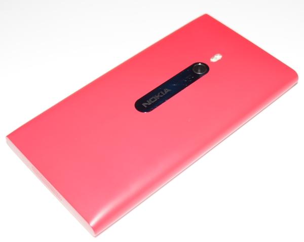 Nokia Lumia 800, задняя панель Nokia Lumia 800, задняя панель