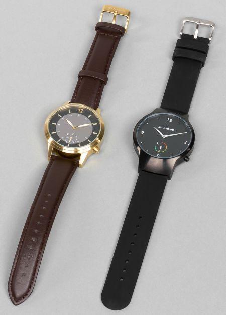 Фитнес-часы Runtastic Moment Classic
