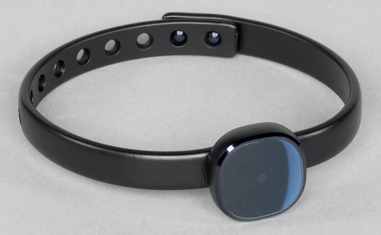 Фитнес-браслет Samsung Charm Фитнес-браслет Samsung Charm