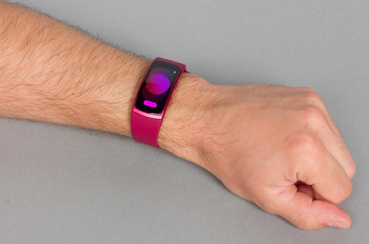 Умный браслет Samsung Gear Fit2