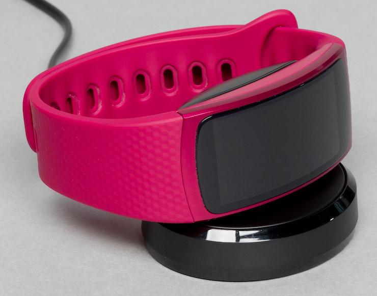 Умный браслет Samsung Gear Fit2