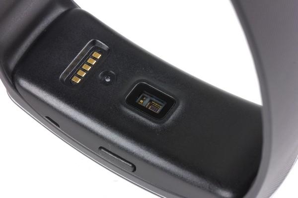 Умный браслет Samsung Gear Fit