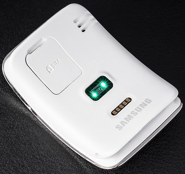 Умные часы Samsung Gear S Умные часы Samsung Gear S