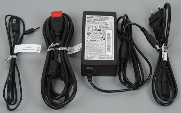 ЖК-монитор Samsung S27D590CS, блок питания и кабели