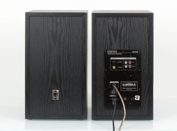 Внешний вид Edifier R2700