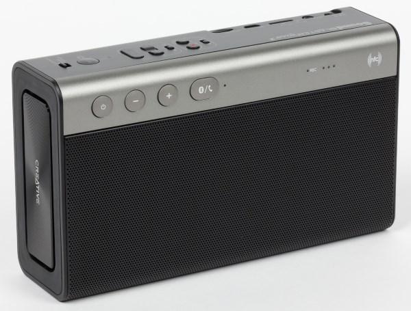 Дизайн колонки Creative Sound Blaster Roar 2