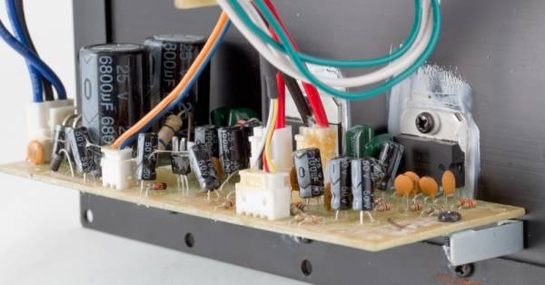 Блок УНЧ Microlab H-200 Блок УНЧ Microlab H-200
