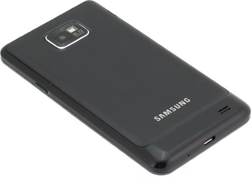 Обзор Samsung Galaxy S II. Задняя панель коммуникатора Обзор Samsung Galaxy S II. Задняя панель коммуникатора