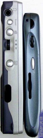 Слева — Casio E-125, справа — Fujitsu Siemens Pocket LOOX