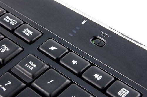 Logitech Wireless Illuminated Keyboard K800:, фото 23