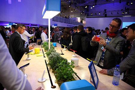 Компания Qualcomm и ее партнеры на MWC 2013:, фото 44