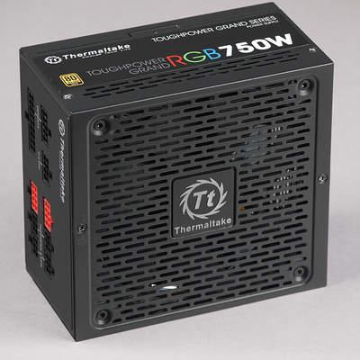 Внешний вид блока питания Thermaltake Toughpower Grand RGB 750W Gold (TPG-0750F-R)