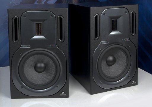 Активные мониторы ближнего поля Behringer B3031A, фото 1