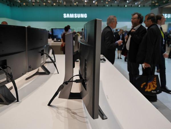 Samsung S34E790C